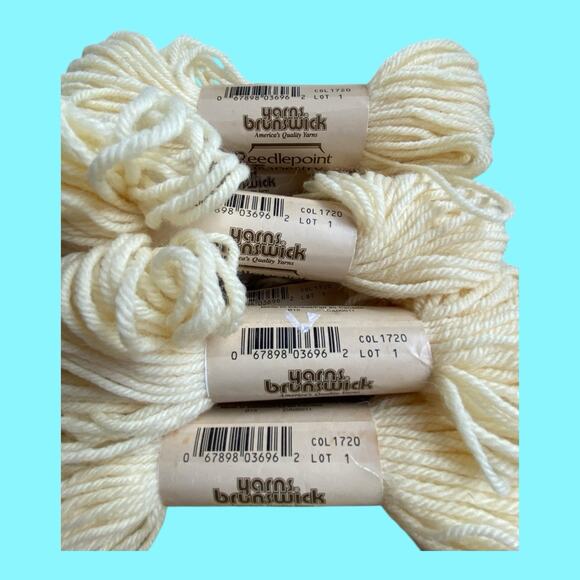 (9) 40 yd Skeins Brunswick Americas Quality Needlepoint Yarn Color 1720, Lot 1 - Picture 5 of 7